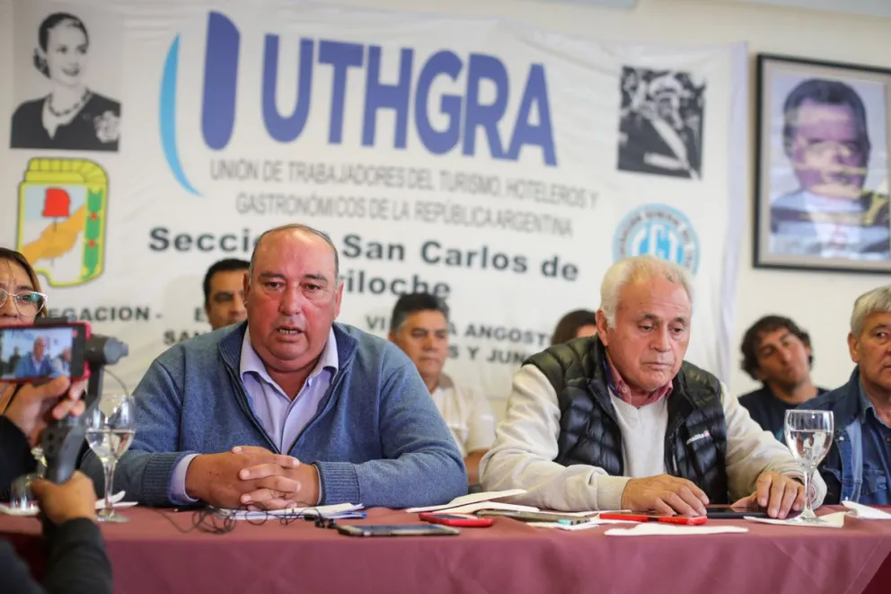 Adelantan aumentos en salarios de trabajadores gastronómicos
