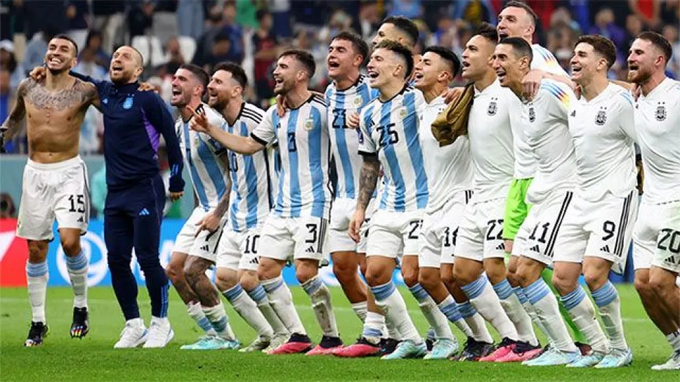 Acá están, estos son: la lista de convocados que presentó Scaloni para los amistosos