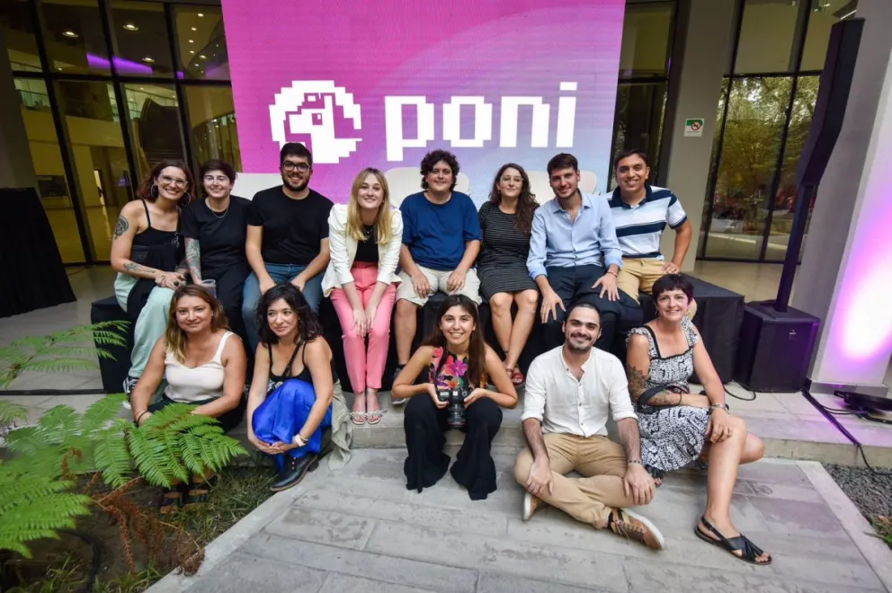 El INJUVE presentó la primera edición de PONI para jóvenes emprendedores