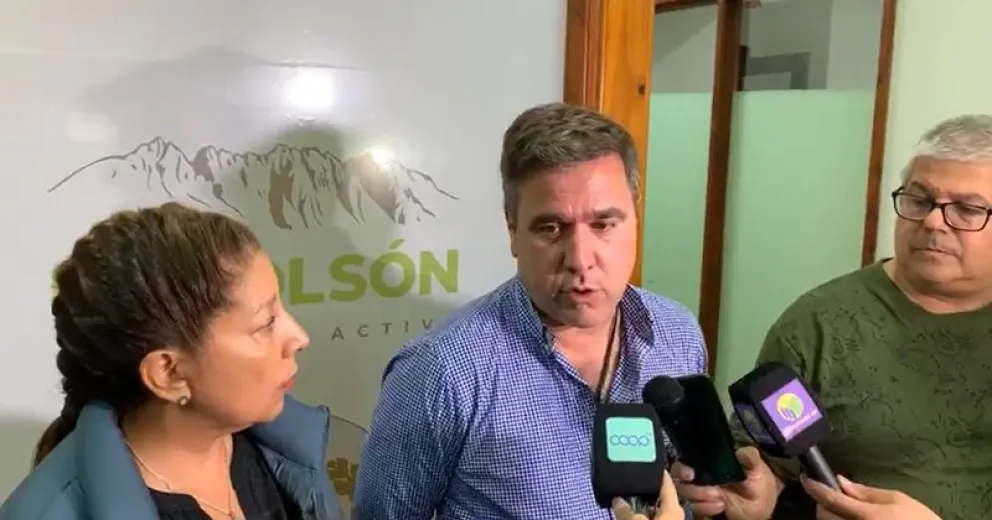Confirmaron que no hay viviendas afectadas por el incendio en El Bolsón