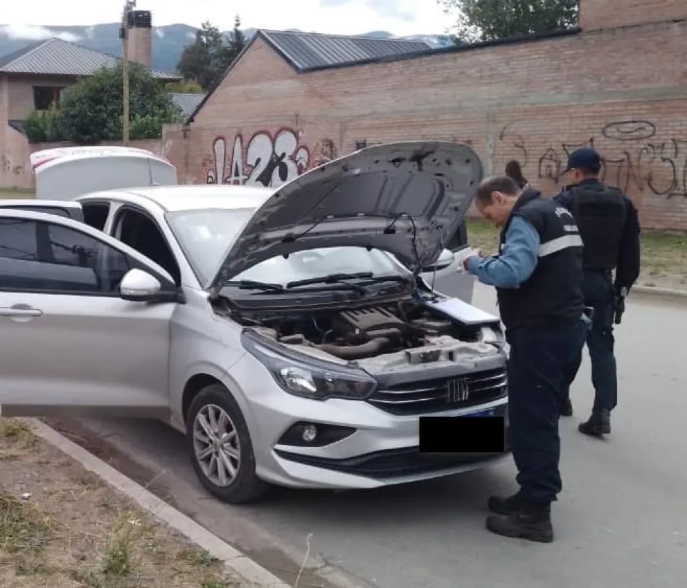 Planeaban un robo y se enfrentaron a tiros con la Policía: tres detenidos