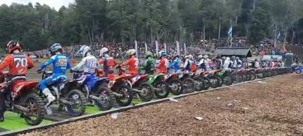 Con la presencia de 78 pilotos, comenzó el Campeonato Mundial de Motocross
