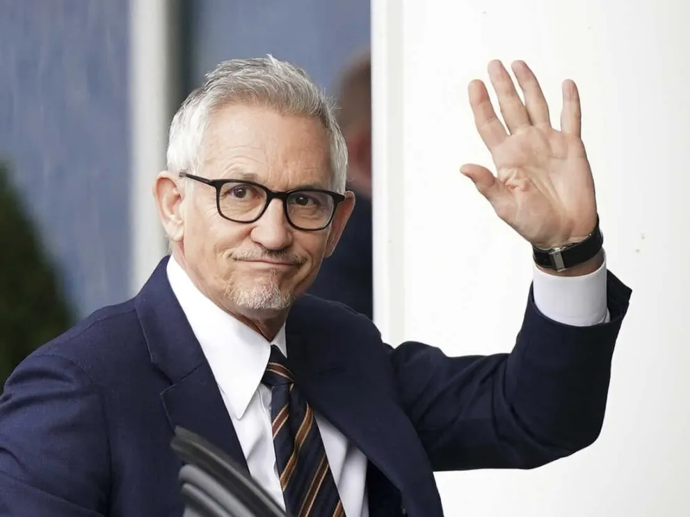 El periodista Gary Lineker vuelve a la BBC tras ser suspendido por opinar sobre los refugiados