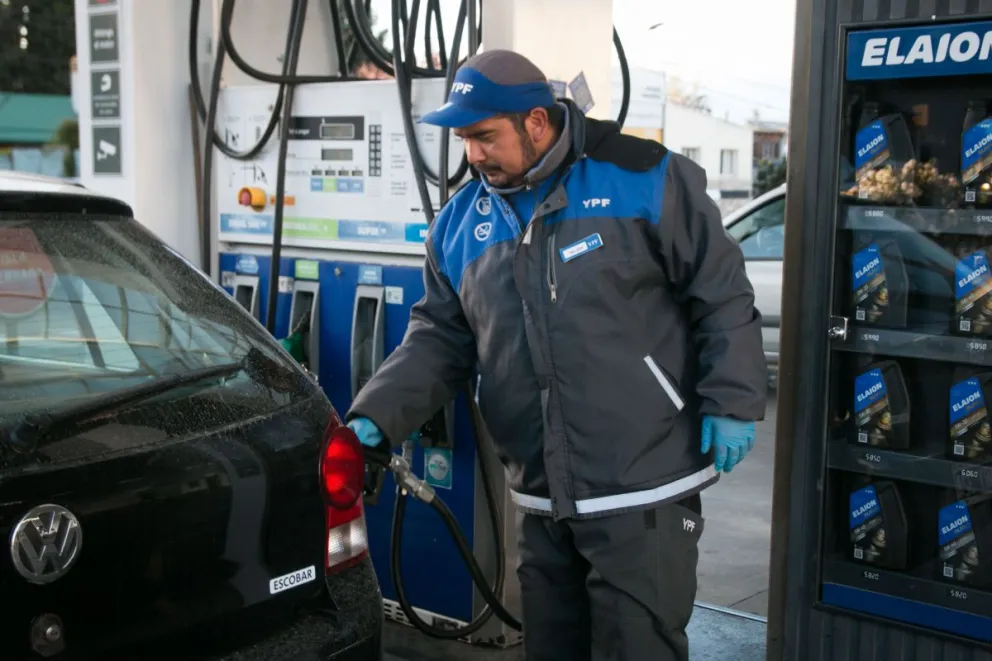 Así quedaron los precios de los combustibles en Bariloche tras más del 6% de incremento