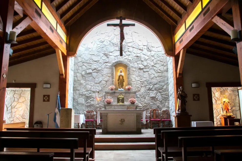 Arrestan al sospechoso del feroz ataque al sacerdote de Bariloche en vísperas de Navidad