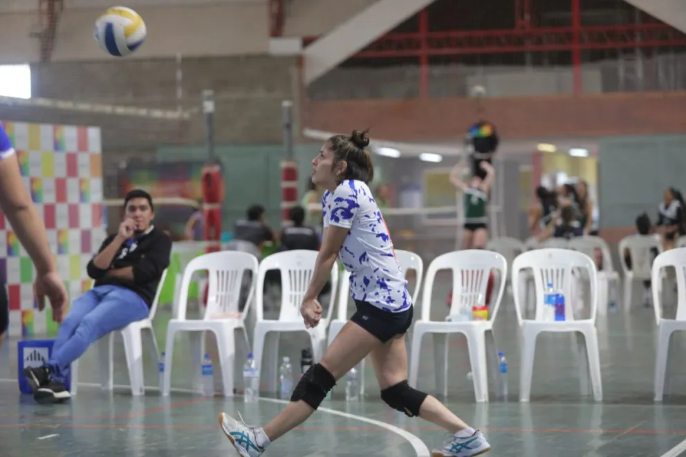 Fue una jornada a puro vóley femenino para conmemorar el Mes de la Mujer
