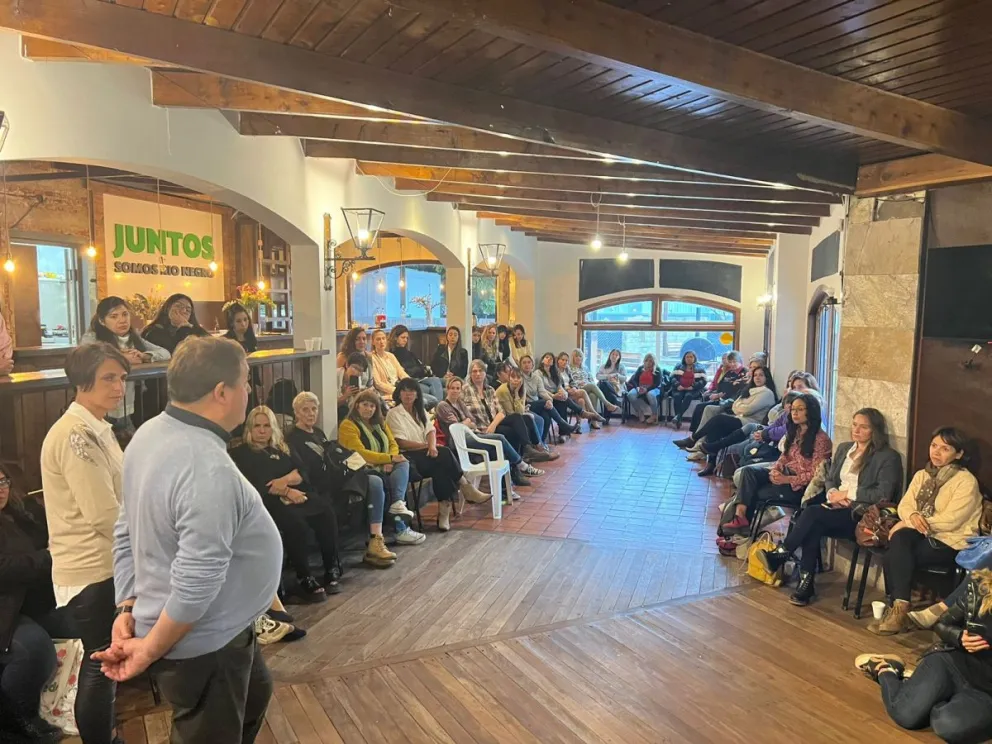 Las “Corchas Bariloche”, se reunieron con Weretilneck pensando en el desarrollo de la ciudad