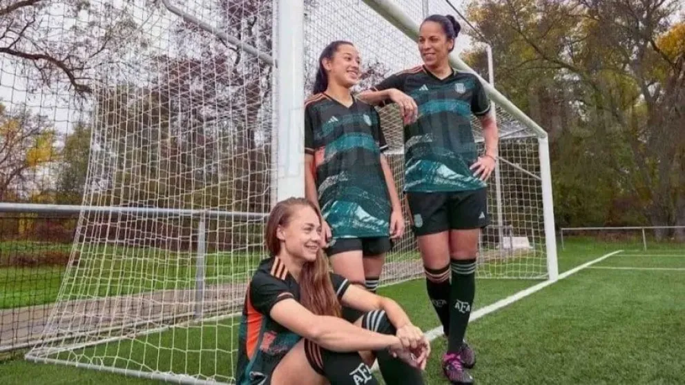 Mundial de Fútbol Femenino: se filtró cómo será la camiseta de la Selección