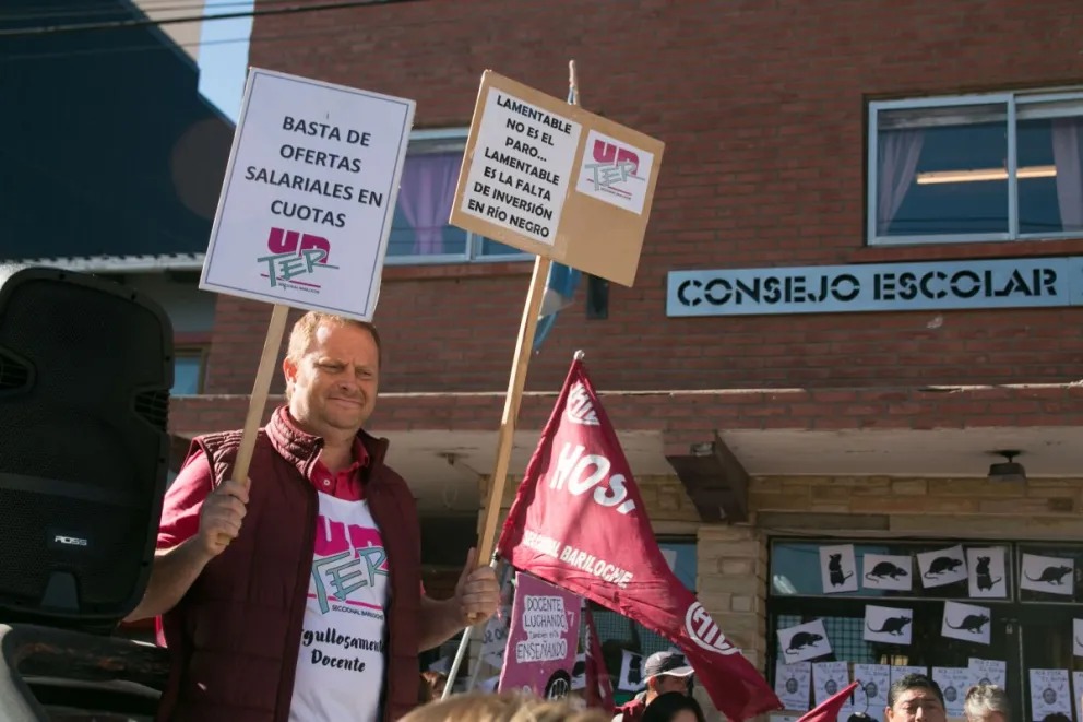 UnTER finaliza hoy el plan de lucha y convoca a debatir la última propuesta del gobierno