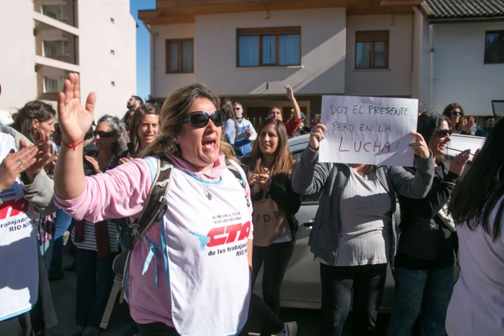 UnTER rechazó la propuesta salarial pero "por el momento” no llama al paro
