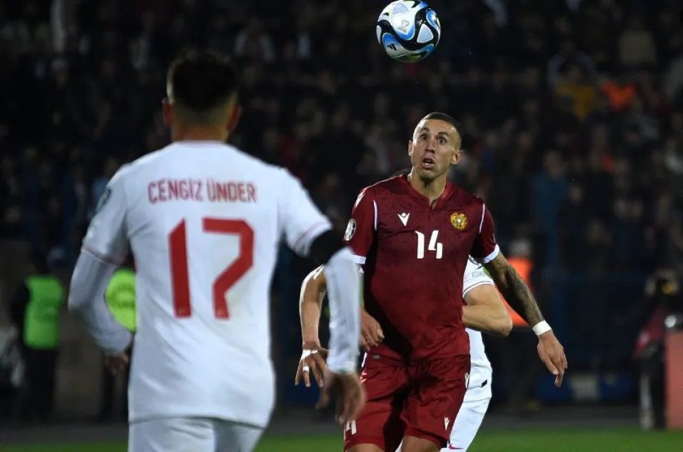 Norberto Briasco fue titular en las Eliminatorias Europeas rumbo a la Eurocopa