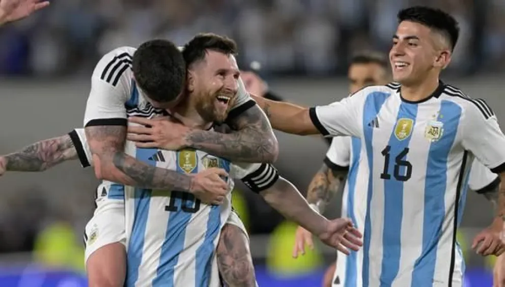 En un nuevo amistoso, Argentina se enfrenta ante Curazao: horario, TV y los cambios que hará Scaloni