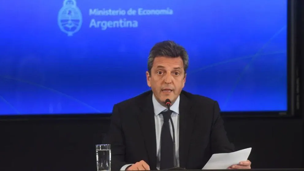 Massa anunció un alivio impositivo y aumento de crédito para alentar a las pymes