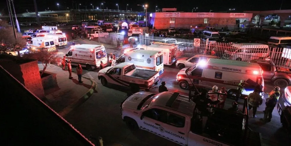 México: trágico incendio en un centro de migrantes dejó 39 muertos 