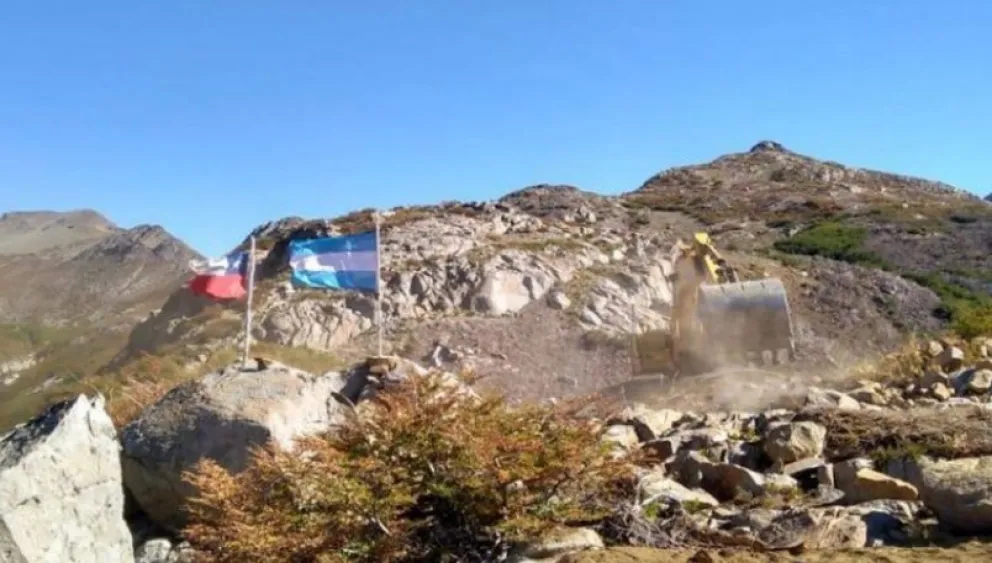 Vialidad completó la traza para un nuevo paso fronterizo que une Neuquén con Chile  