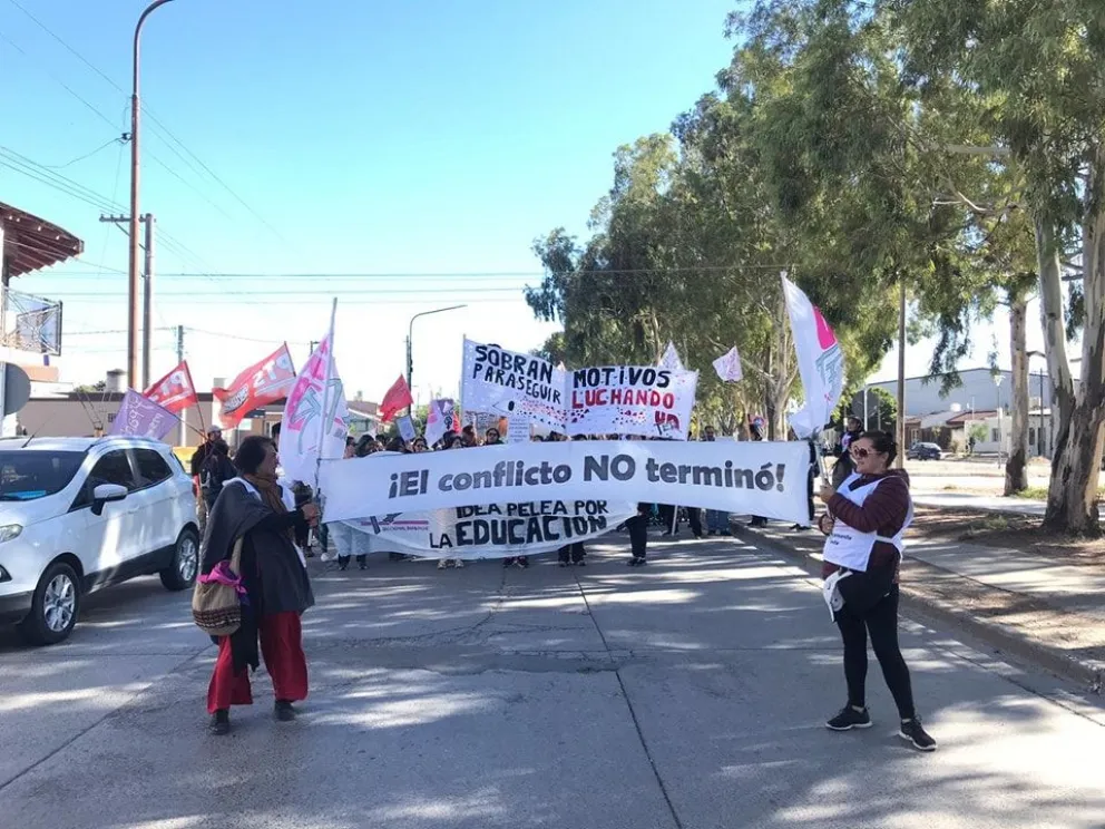 Según la UnTER, el cuarto día de paro tuvo un 95% de adhesión 