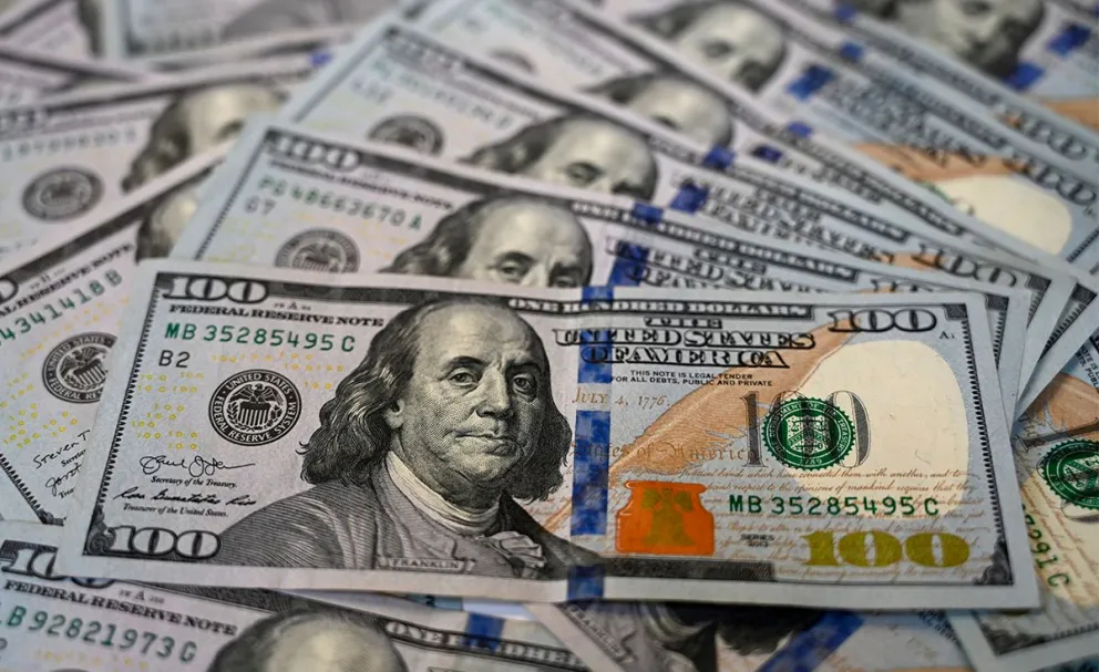 Más cepo: un nuevo grupo no podrá comprar dólar oficial, MEP ni CCL