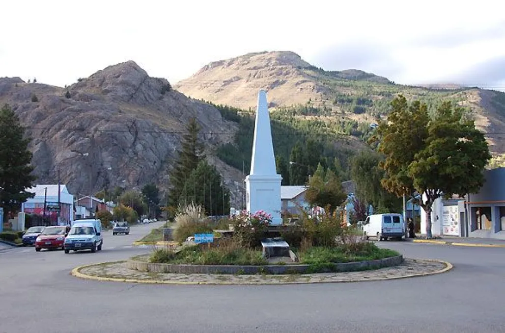 Dos directivos de Vialidad en Esquel acusados por robar 3.600 metros cúbicos de áridos