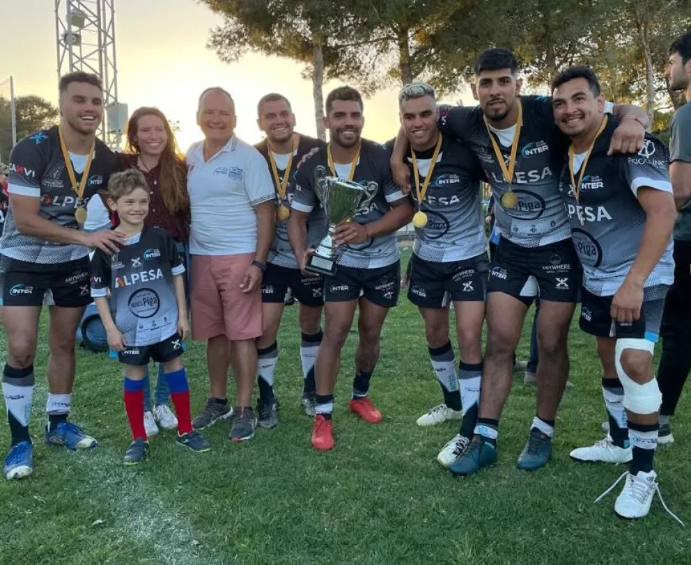 Con los dinahuapenses, el Inter logró el ascenso en rugby