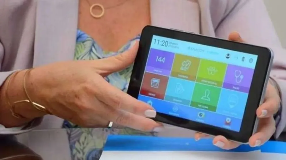 Entregan tablets gratis para monotributistas que cobren menos de $160.000: cómo acceder al beneficio 