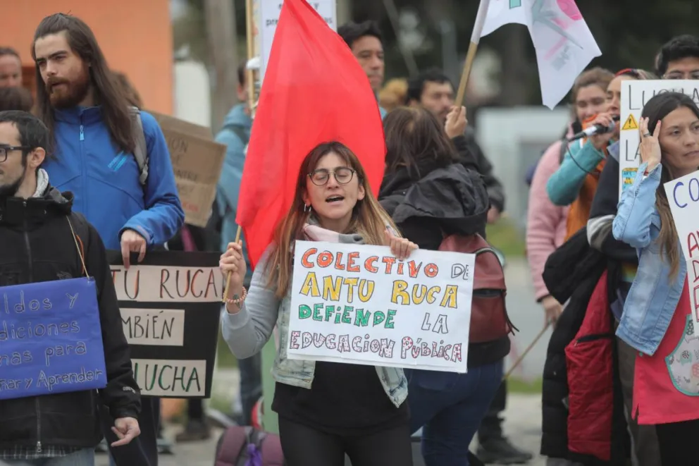UnTER inicia plan de lucha con un paro regional en Bariloche y El Bolsón 