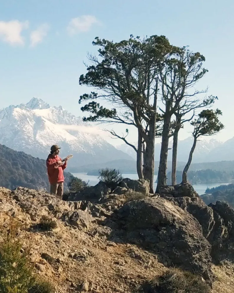Nico Simari: montaña, canciones y más montaña