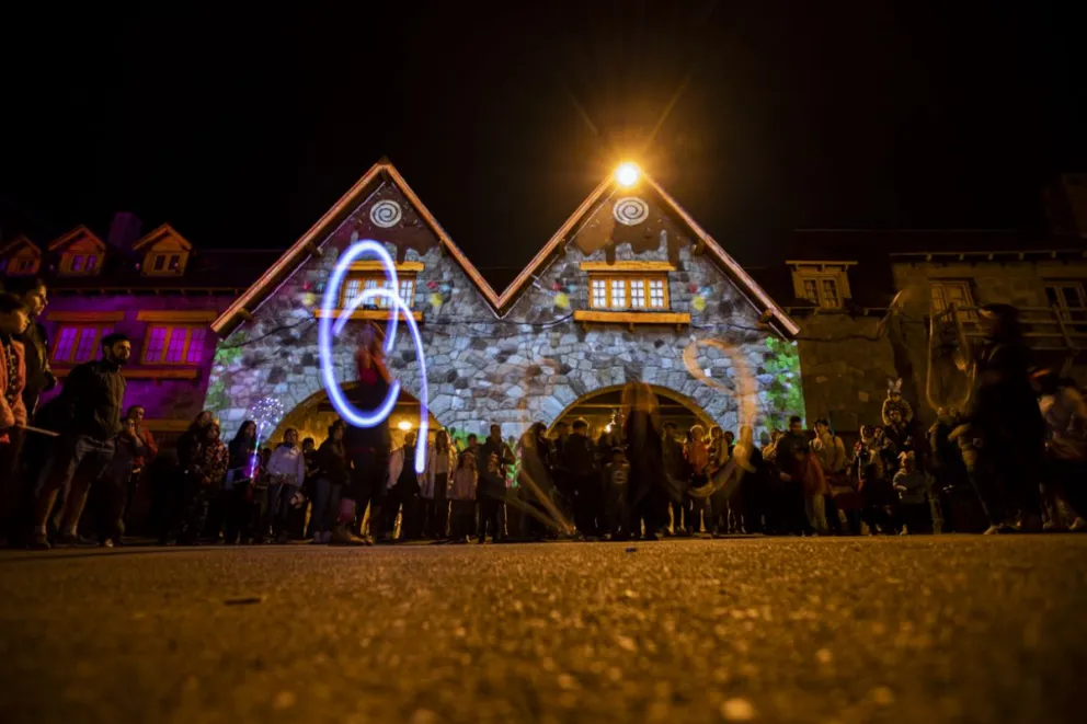 Un show de luces como nueva propuesta para el público