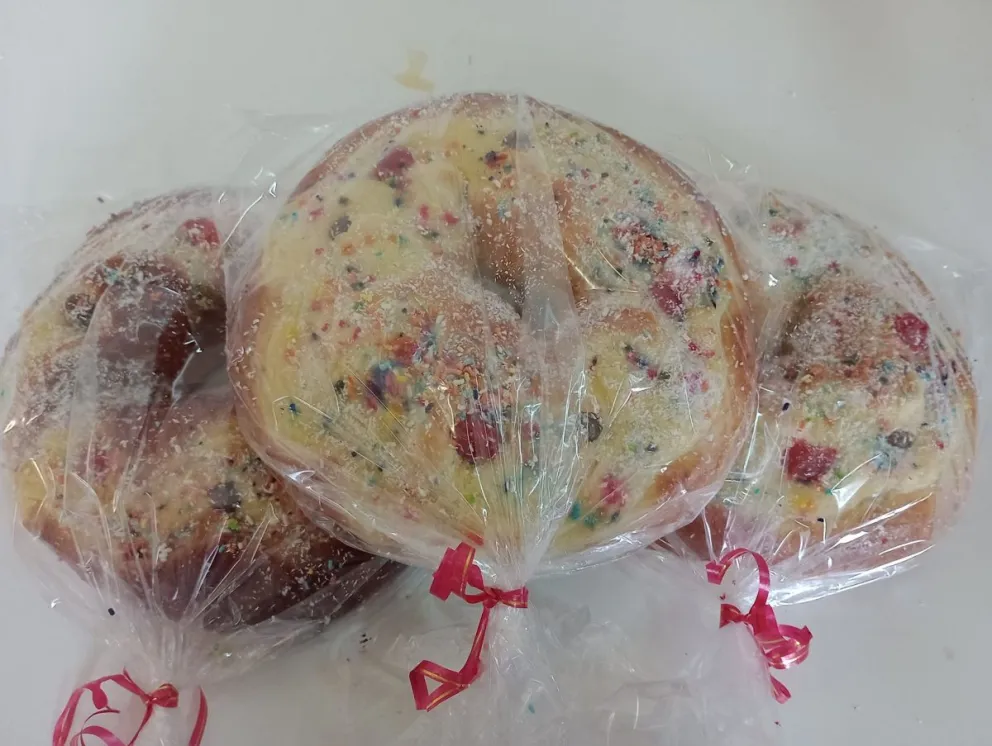 Nicolás Martínez ya comenzó a vender Roscas de Pascuas Solidarias