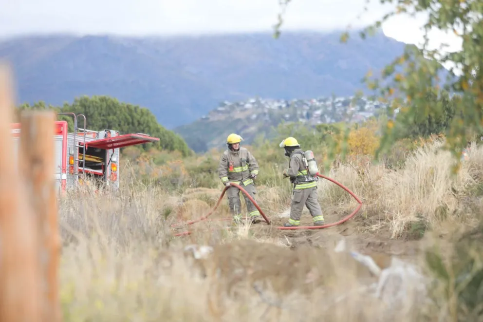 Una máquina rompió por accidente un caño de gas en Las Victorias II