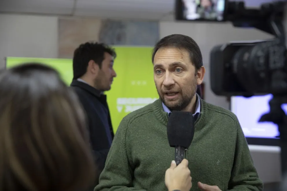 Ministro de Educación: "La discusión salarial está afectando los derechos de los niños"