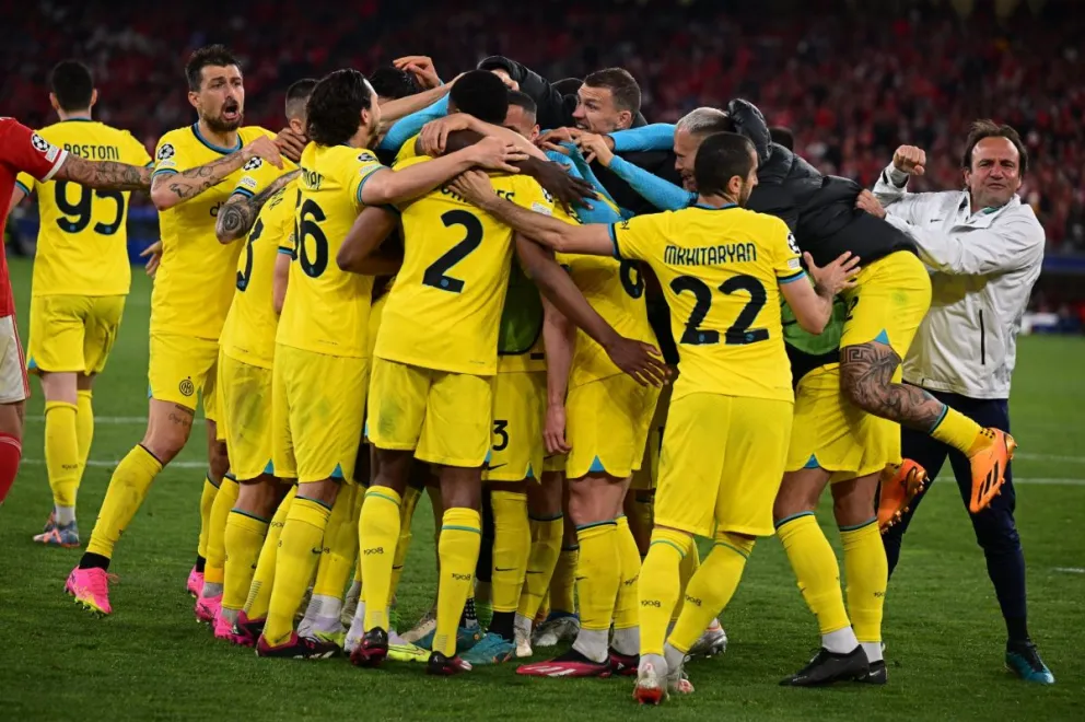 Como visitante, el Inter dio el golpe ante Benfica