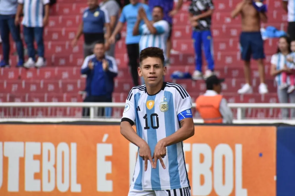 Con el pie derecho: la Sub 17 de Argentina venció a Chile en el inicio del hexagonal final