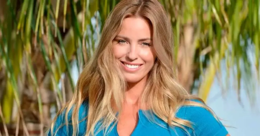 Desde la playa y en bikini, Rocío Guirao Díaz dio sus tips para superar una resaca