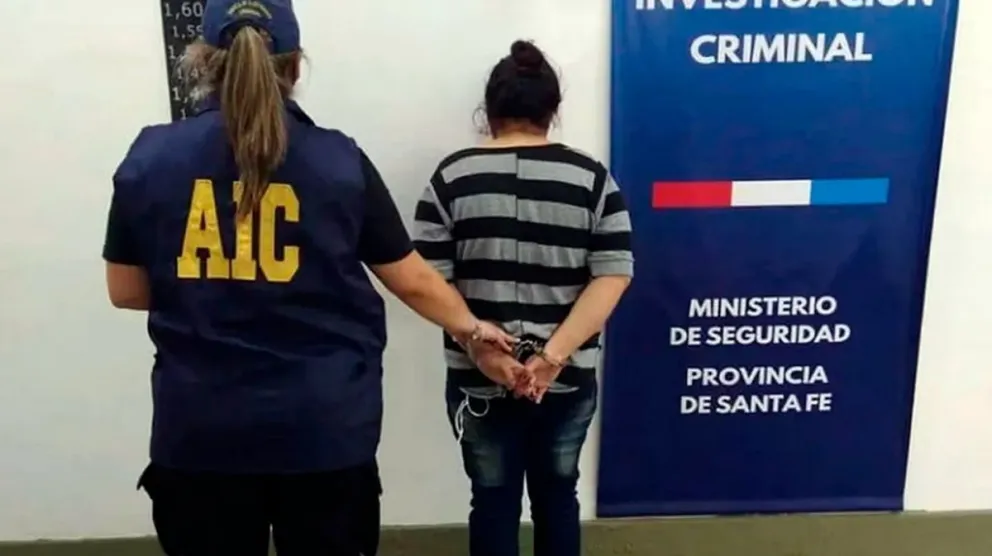 Once años de cárcel para una mujer que trató de matar a su hijo al prenderlo fuego mientras dormía
