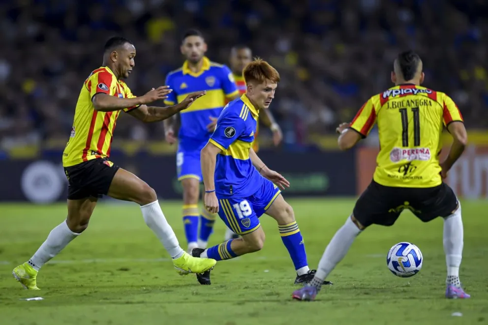 ¡A lo Boca!: el Xeneize sufrió pero se impuso en su cancha con una gran actuación de Valentín Barco
