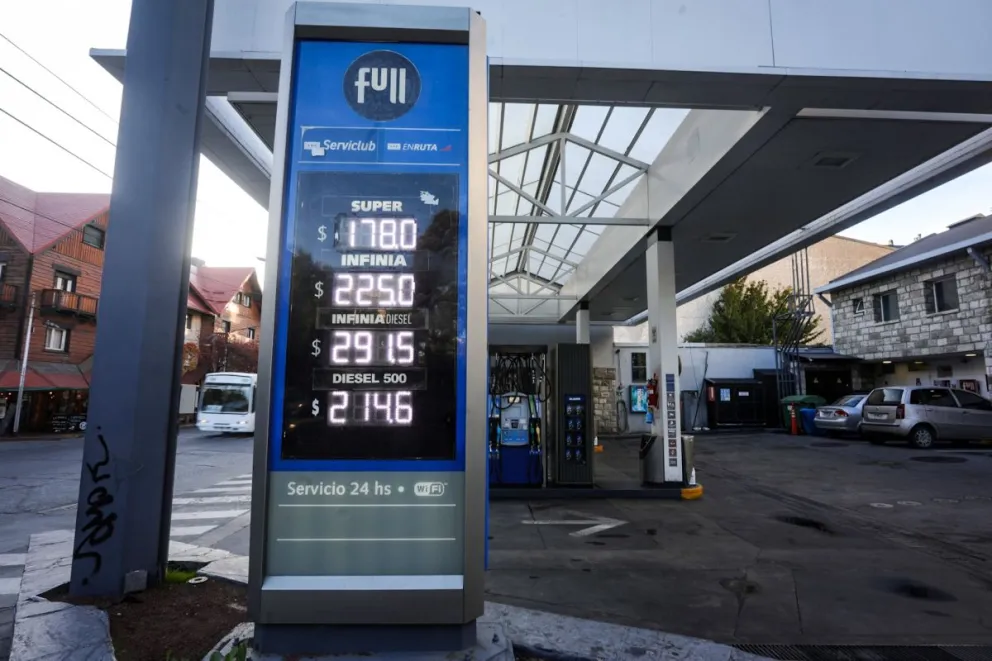 Así quedaron los precios de los combustibles en Bariloche luego del acuerdo tarifario
