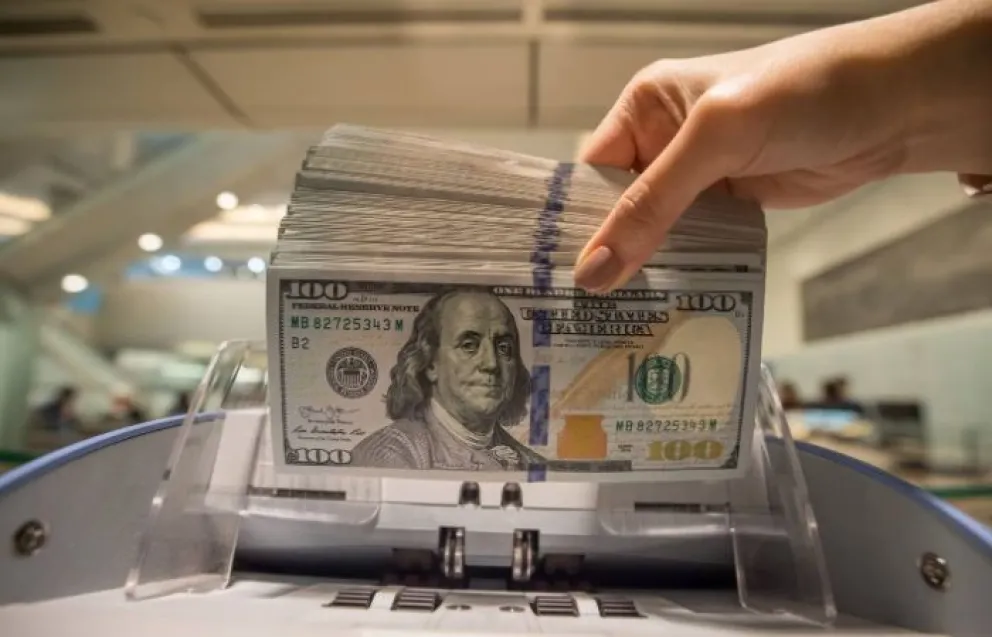 El dólar blue se volvió a disparar en Argentina: a cuánto cotiza este jueves