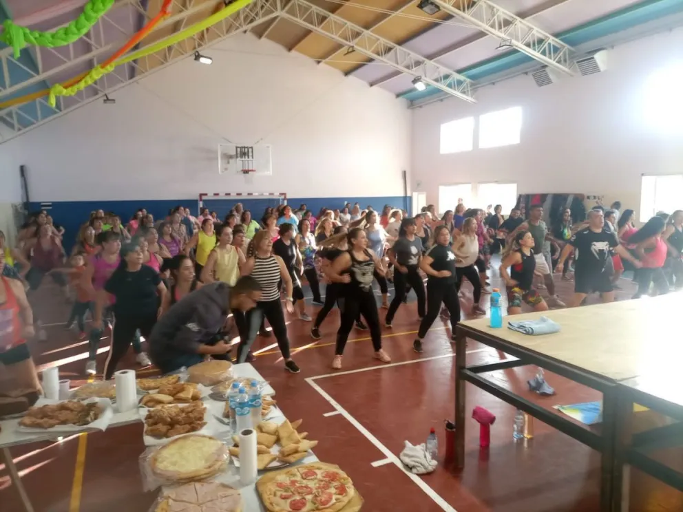Éxito total en la master class a beneficio del merendero Alun Ruca