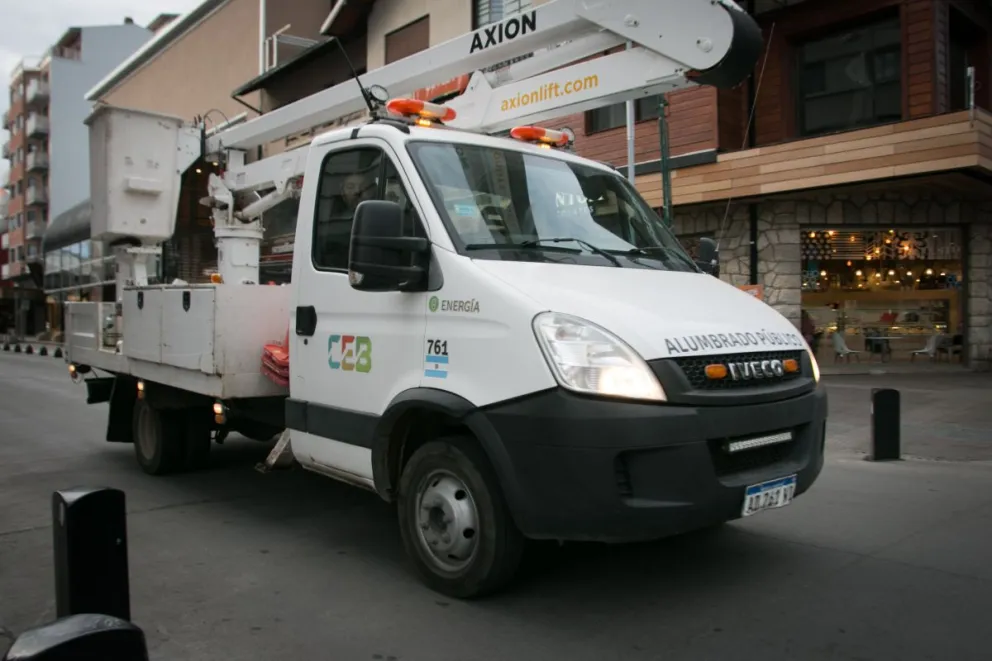 Por la caída del servicio en la estación Cipresales, varios barrios de Bariloche quedaron sin luz