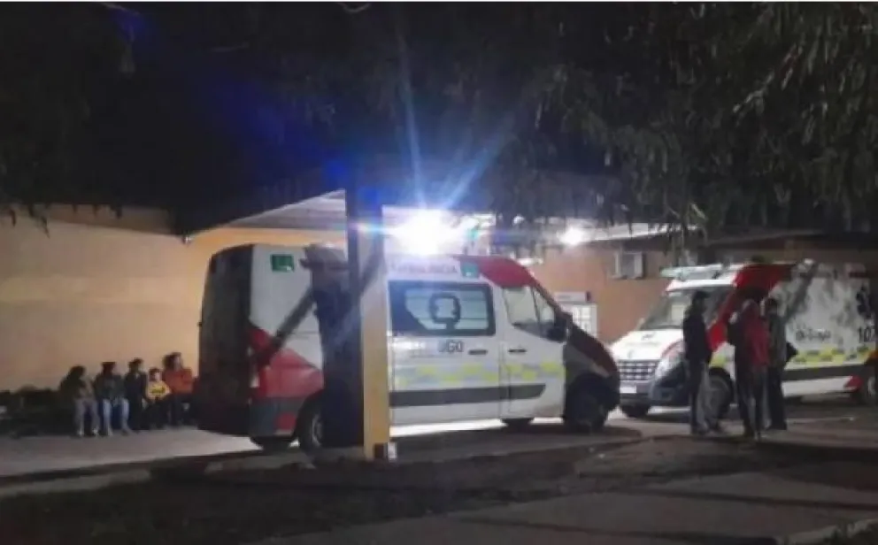 Tragedia: un hombre jugaba al fútbol con sus amigos, se descompensó y murió