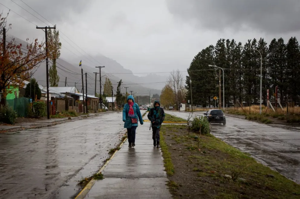 Anuncian el ingreso de aire polar que generará lluvias y nevadas en la zona 