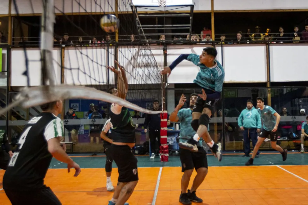 La Liga de Vóley Bariloche abrió la fecha con atractivos partidos  