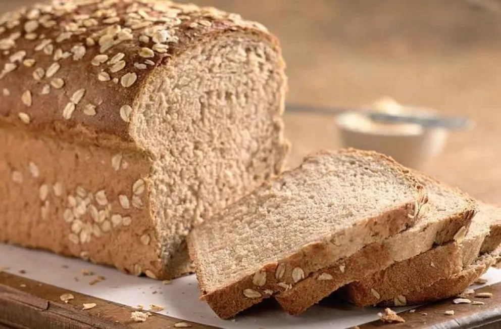 No vas a parar de poder comerlo: pan de avena y miel, paso a paso