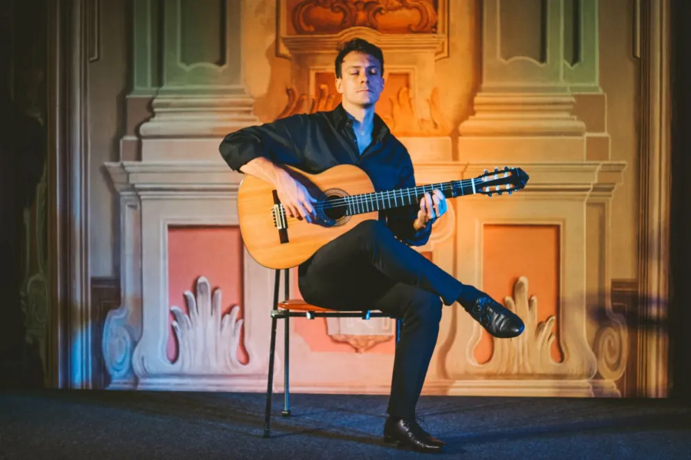 Llega el guitarrista esloveno Izidor Erazem Grafenauer