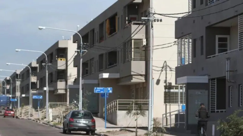 Una pareja intentó secuestrar a un nene ofreciéndole golosinas: “Mamá, me quisieron llevar”
