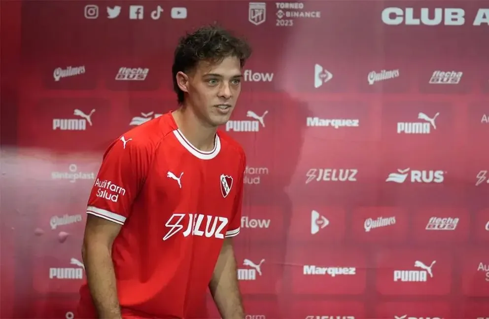 Ayuda para la colecta de Independiente: un ídolo del Rojo subastará una camiseta firmada