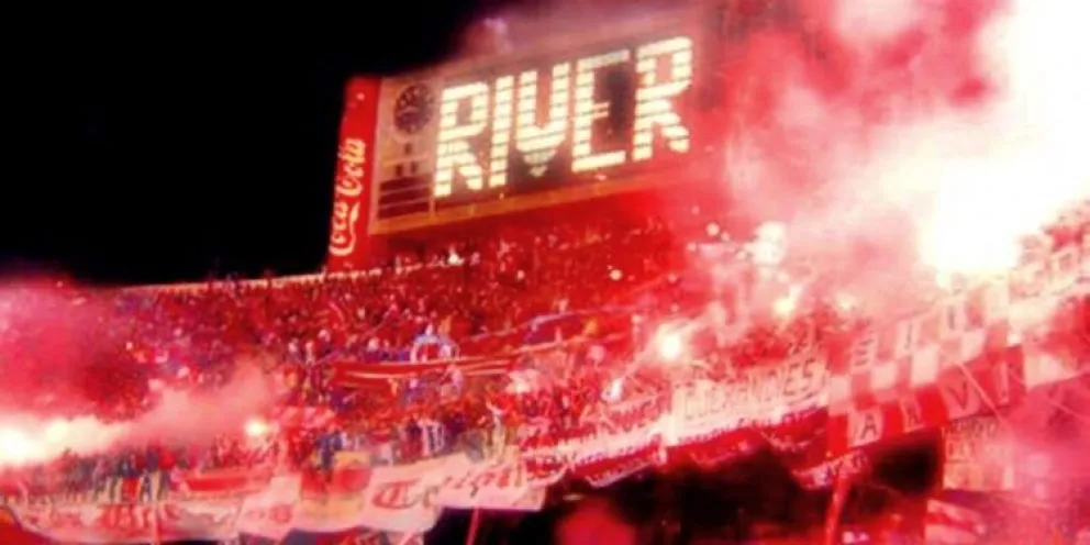 La Conmebol multó a River por el uso de bengalas: cuánto deberá pagar