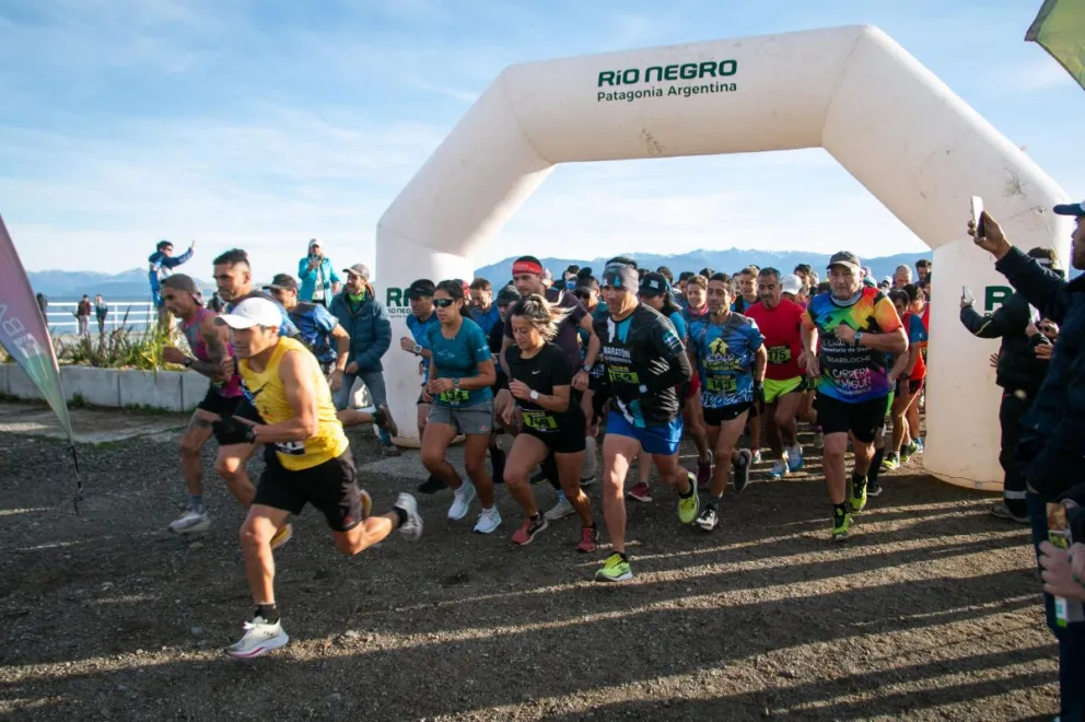 Más de 150 atletas participaron de la carrera  "La calle no es un lugar para vivir”