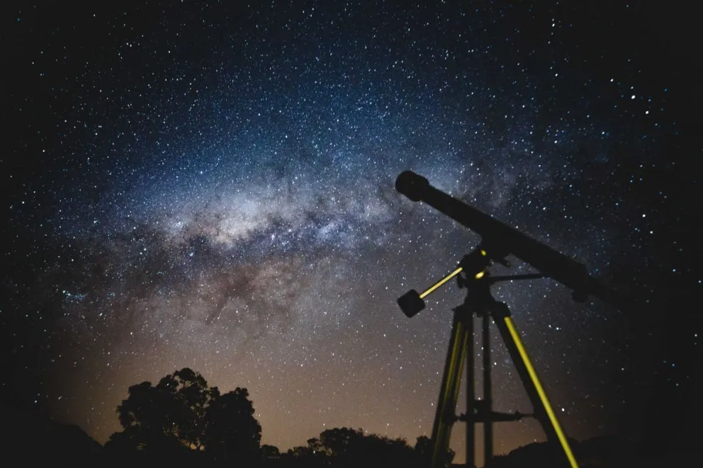 Bariloche y El Bolsón con proyección astronómica por el programa "Miradas al Cielo"
