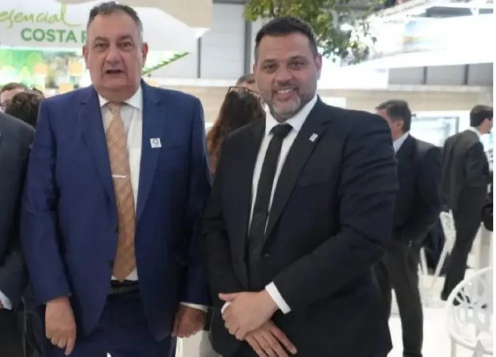 Gennuso desligó de culpas a Burlon y "sugirió" que el Emprotur entregue vestimenta a los representantes que viajen